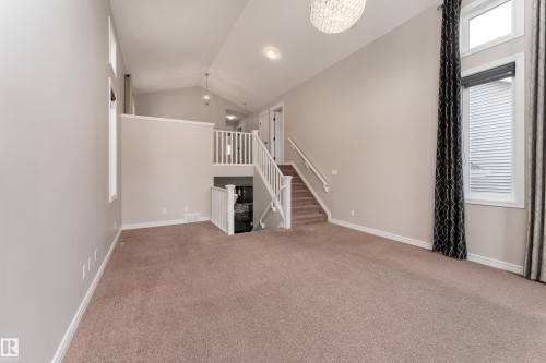 7916 18 Avenue, Edmonton, AB 