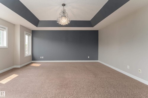 7916 18 Avenue, Edmonton, AB 