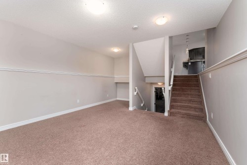 7916 18 Avenue, Edmonton, AB 