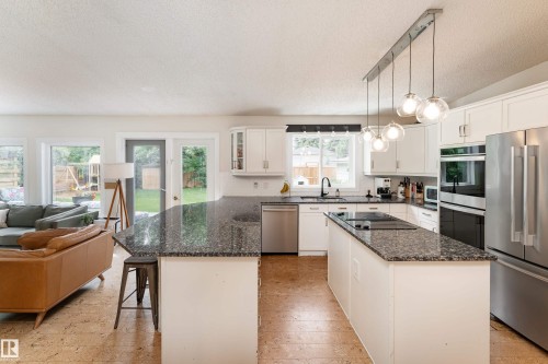 7816 142 Street, Edmonton, AB 