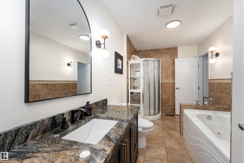 7816 142 Street, Edmonton, AB 