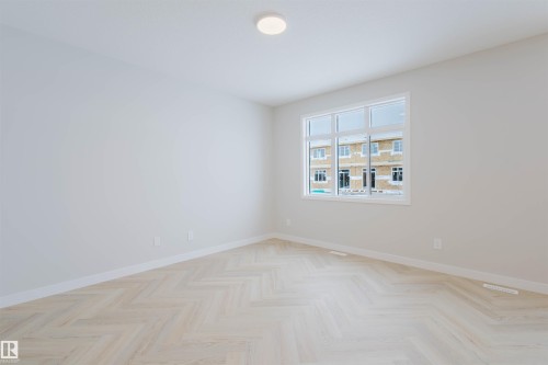 8300 Kiriak Loop, Edmonton, AB 