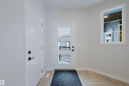 8300 Kiriak Loop, Edmonton, AB 