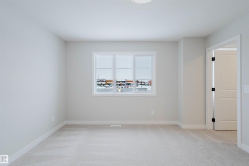 8300 Kiriak Loop, Edmonton, AB 