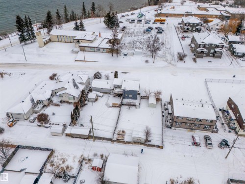 909 8 Street, Cold Lake, AB 