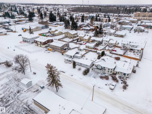 909 8 Street, Cold Lake, AB 