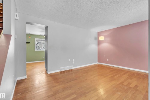 909 8 Street, Cold Lake, AB 