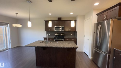 2236 Casey Crescent, Edmonton, AB 