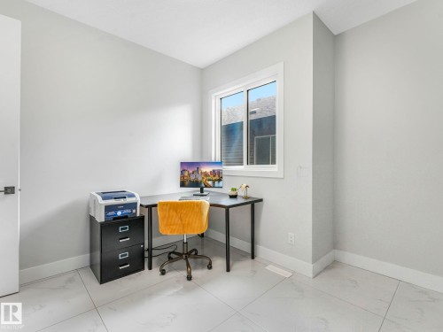 12 Sandalwood Place, Leduc, AB - Indoor Photo Showing Office