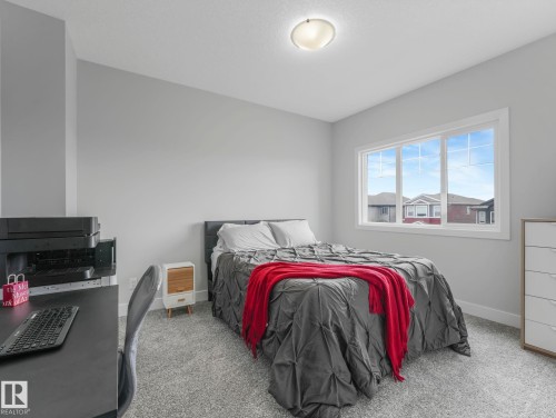 12 Sandalwood Place, Leduc, AB - Indoor Photo Showing Bedroom
