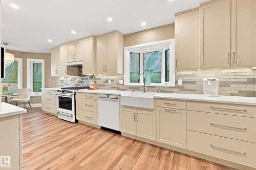110 Ironwood Place, Edmonton, AB 