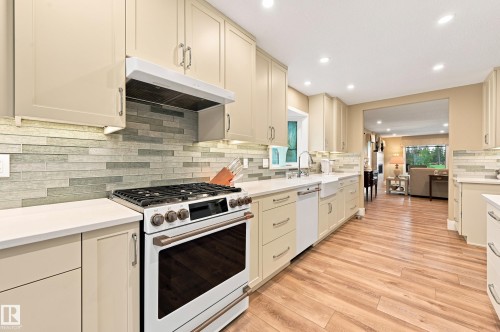 110 Ironwood Place, Edmonton, AB 