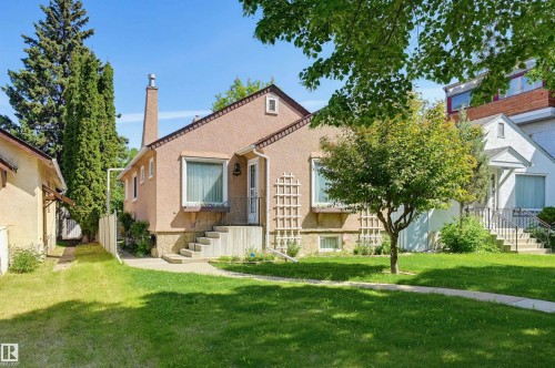 10932 88 Avenue, Edmonton, AB 