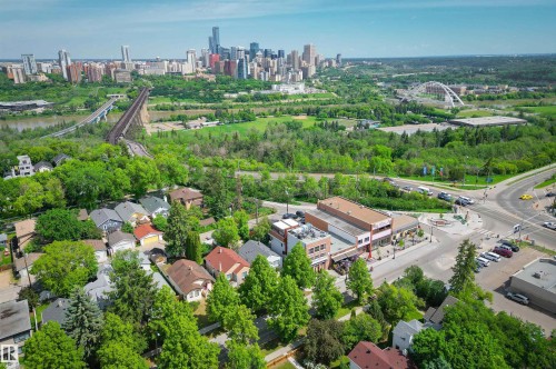 10932 88 Avenue, Edmonton, AB 