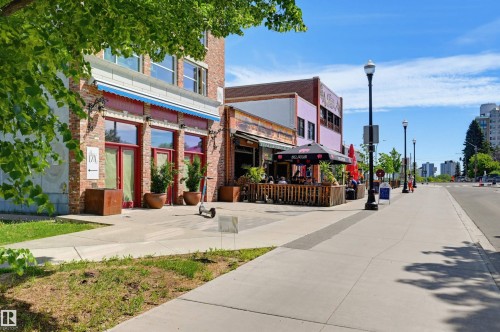 10932 88 Avenue, Edmonton, AB 