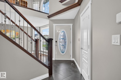 370 Hollick-Kenyon Road, Edmonton, AB 