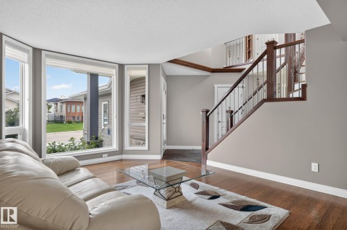 370 Hollick-Kenyon Road, Edmonton, AB 