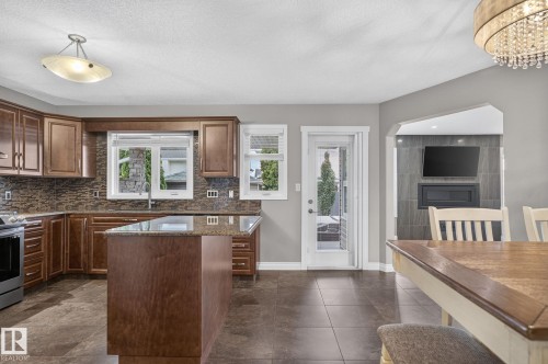 370 Hollick-Kenyon Road, Edmonton, AB 