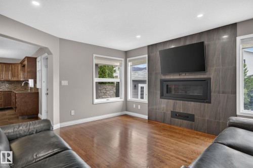 370 Hollick-Kenyon Road, Edmonton, AB 