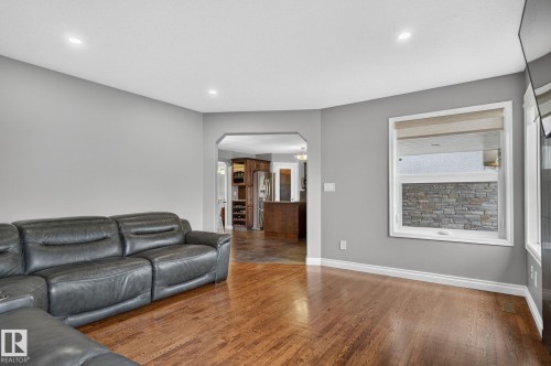 370 Hollick-Kenyon Road, Edmonton, AB 