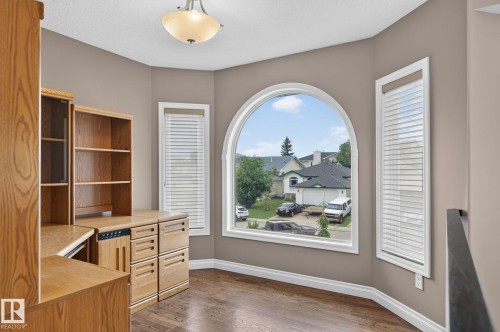 370 Hollick-Kenyon Road, Edmonton, AB 