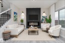 137 Pierwyck Loop, Spruce Grove, AB  - Indoor Photo Showing Living Room 