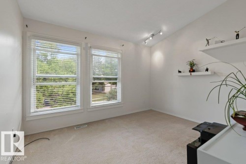 19 Grandview Ridge, St. Albert, AB 