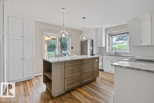 4239 30 Avenue, Edmonton, AB 