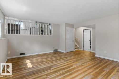 4239 30 Avenue, Edmonton, AB 