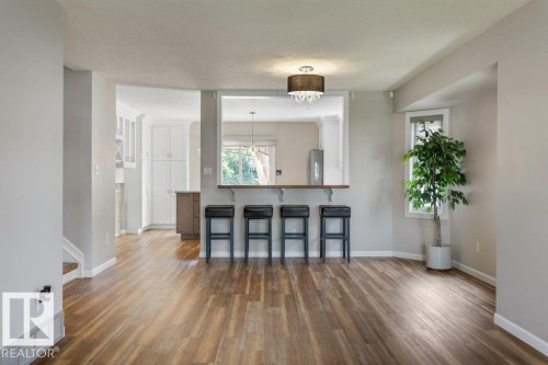 4239 30 Avenue, Edmonton, AB 