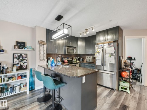 214 2204 44 Avenue, Edmonton, AB 