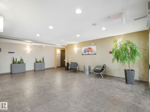 214 2204 44 Avenue, Edmonton, AB 