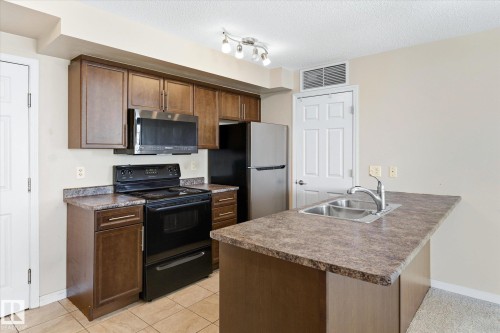 212 6925 199 Street, Edmonton, AB 