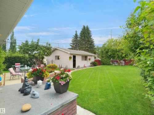 13615 136A Avenue, Edmonton, AB 