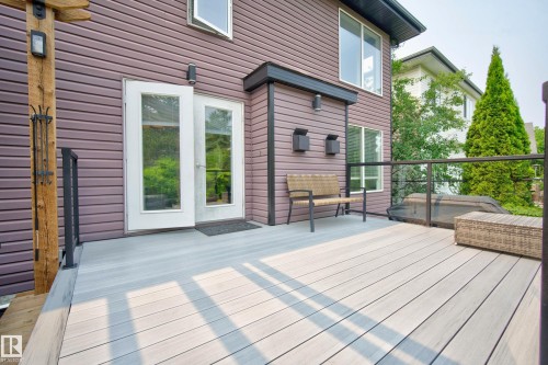 1017 Holgate Place, Edmonton, AB 