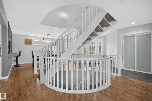 1017 Holgate Place, Edmonton, AB 