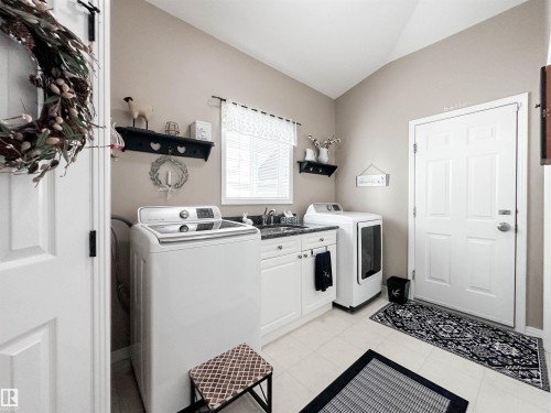 45 Osborne Close, St. Albert, AB 