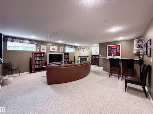 45 Osborne Close, St. Albert, AB 