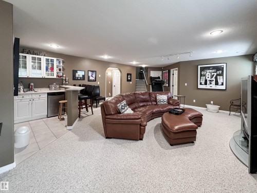 45 Osborne Close, St. Albert, AB 