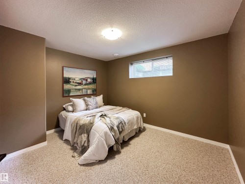 45 Osborne Close, St. Albert, AB 