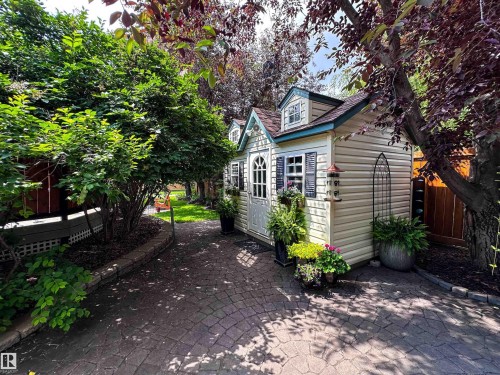 45 Osborne Close, St. Albert, AB 