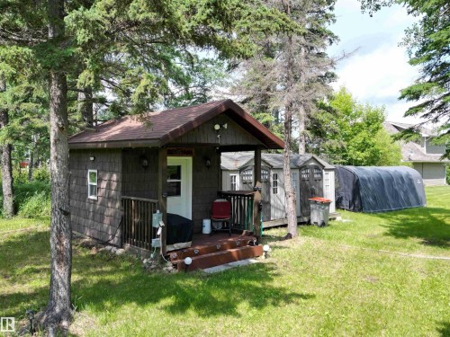 304 1 Avenue, Rural Wetaskiwin County, AB 