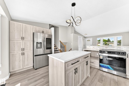 37 Glenwood Crescent, Stony Plain, AB 