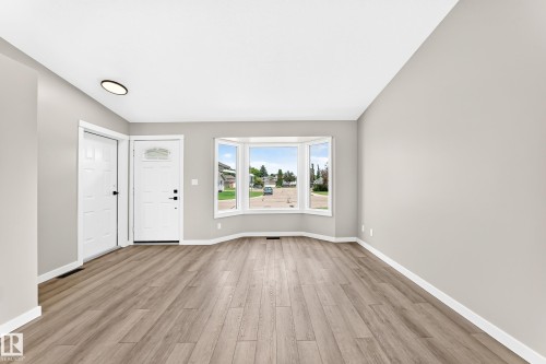 37 Glenwood Crescent, Stony Plain, AB 