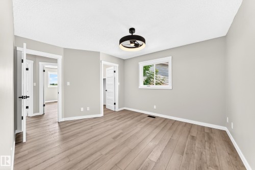 37 Glenwood Crescent, Stony Plain, AB 