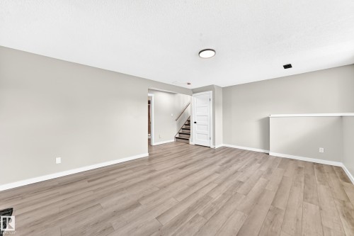 37 Glenwood Crescent, Stony Plain, AB 