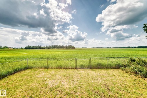37 Glenwood Crescent, Stony Plain, AB 