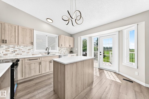 37 Glenwood Crescent, Stony Plain, AB 