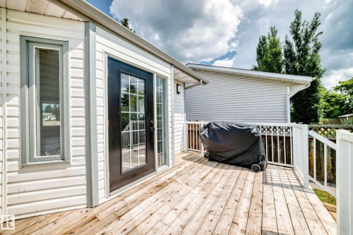 37 Glenwood Crescent, Stony Plain, AB 