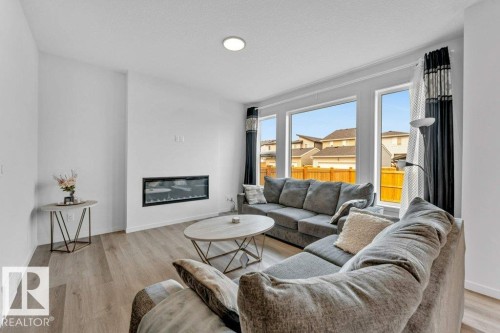 1910 159 Street, Edmonton, AB 